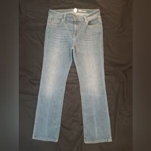 Amazon Essential Jeans